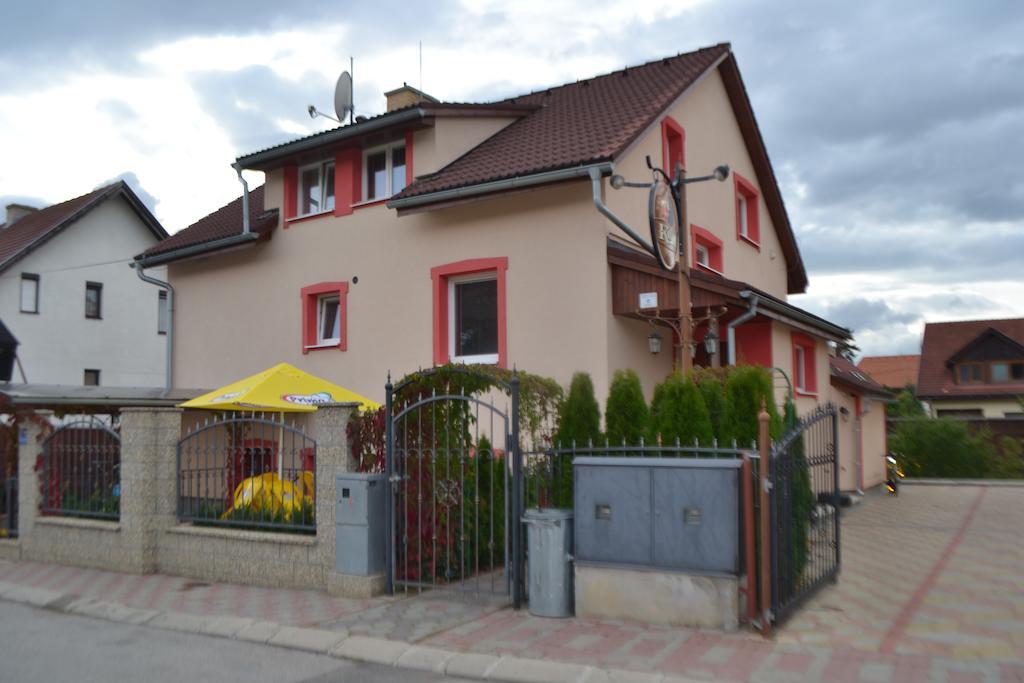 Penzion Abahouse Liptovský Mikuláš Екстериор снимка